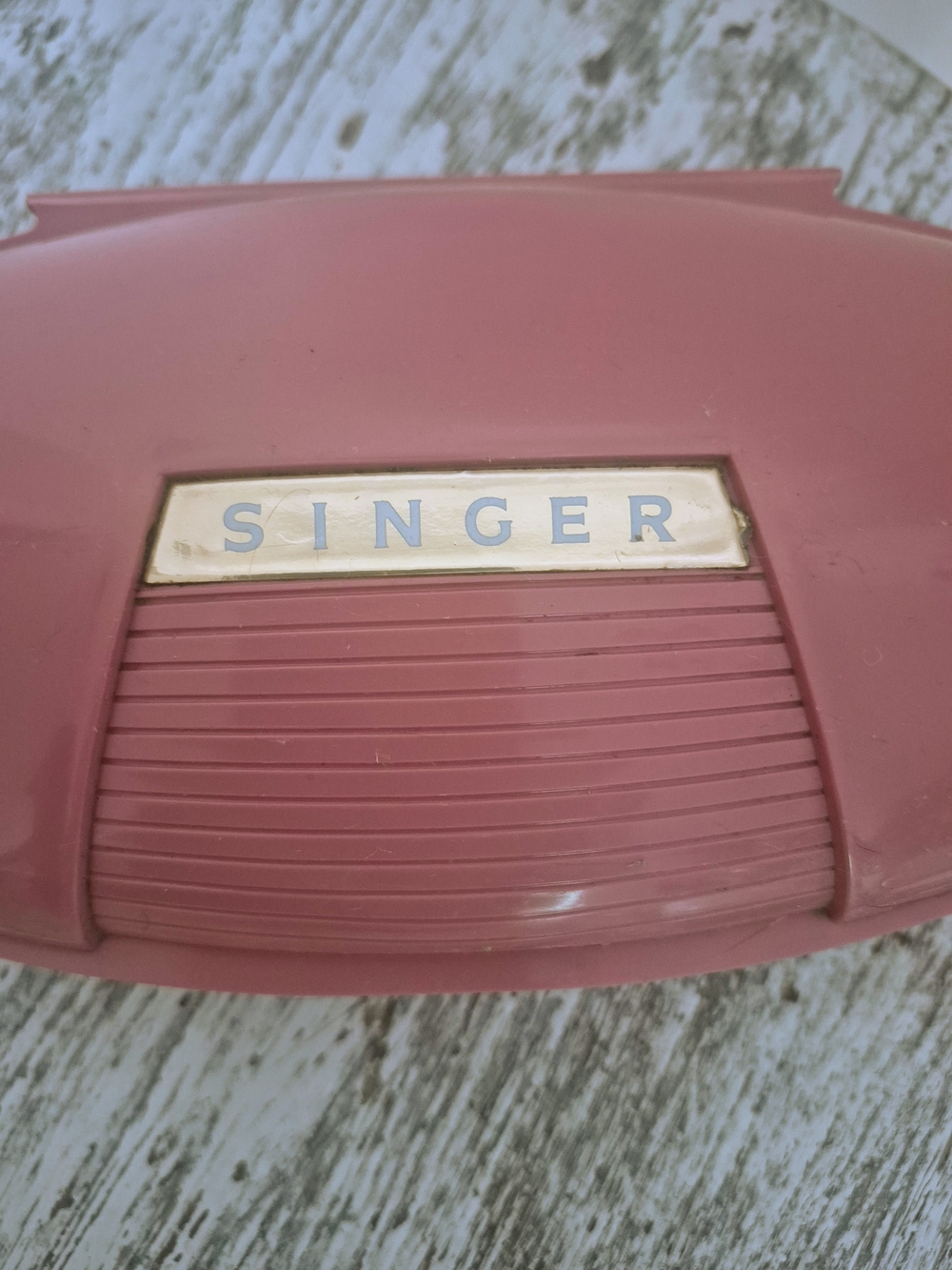 Singer Pink Buttonholer Accessory Set - Picture 6 of 6